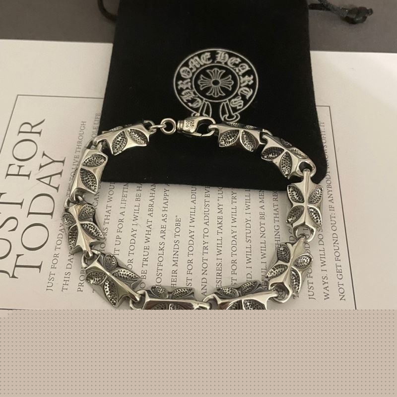 Ch**me He**ts bracelets
